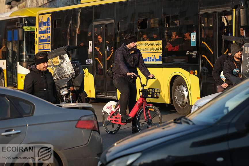 اجرای طرح دوچرخه و اسکوتر اشتراکی در محدوده بازار تهران از مهر