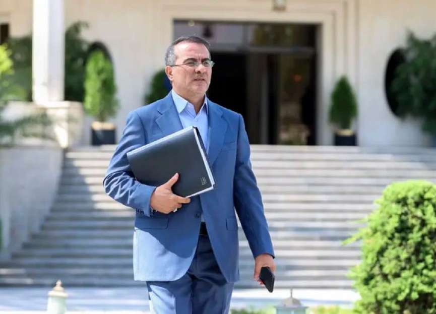 ساعت کاری ادارات تا ۱۵ شهریور تغییر نمی‌کند