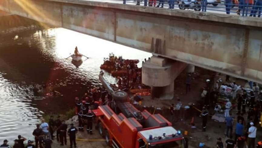سقوط اتوبوس در الجزایر ۲۷ کشته و زخمی برجای گذاشت