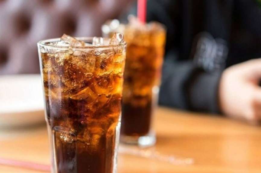 مصرف بالای نوشابه در ایران؛ نوشابه خورترین استانها کدامند؟