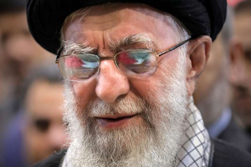 واکنش رهبر انقلاب درباره تابلوی عصر عاشورای استاد محمود فرشچیان