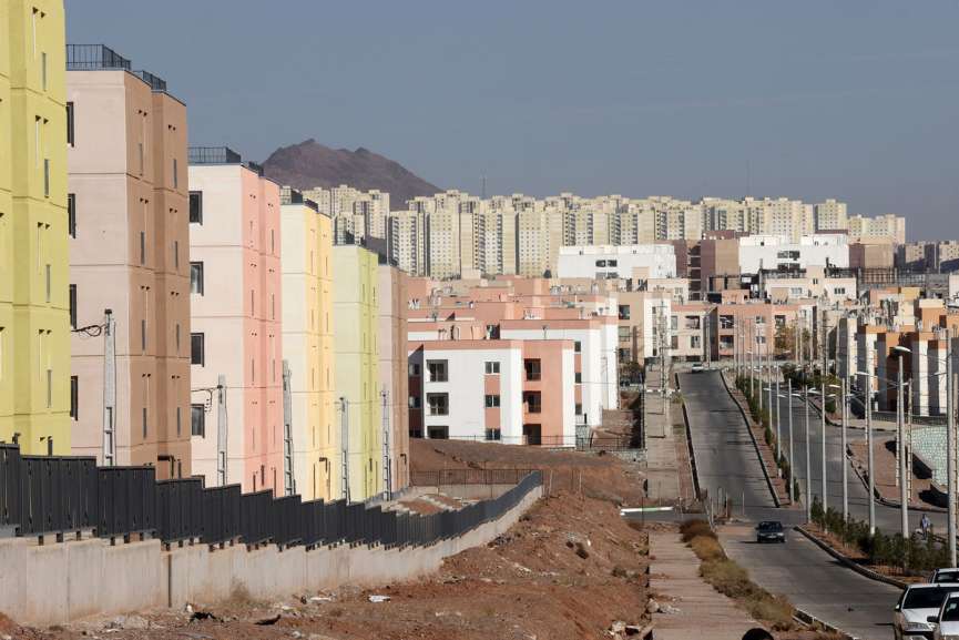 واگذاری زمین قانون جوانی جمعیت در تهران؛ فقط ۱۲۰۰ قرارداد برای ۳۵ هزار ثبت‌نام‌کننده