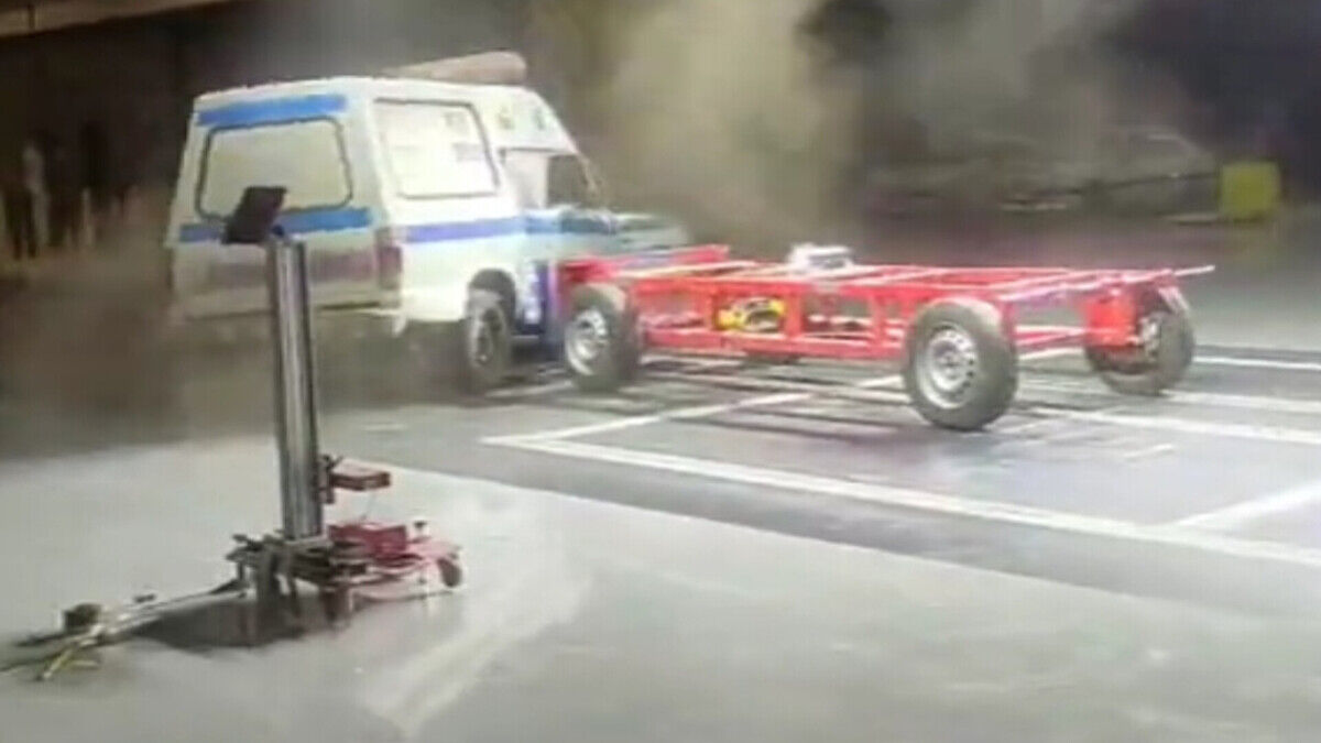 مرکز تست تصادف هزینه و زمان طراحی خودرو را کاهش می دهد مرکز تست تصادف هزینه و زمان طراحی خودرو را کاهش می دهد