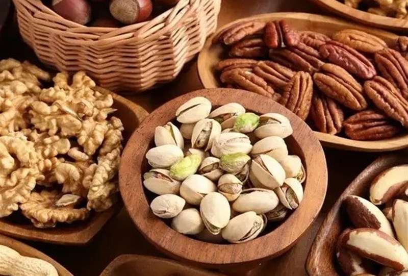 آجیل شب یلدا گروگان بازی ارزی؛ از عدم بازگشت ارز صادراتی تا فشار برای راه‌اندازی تالار سوم