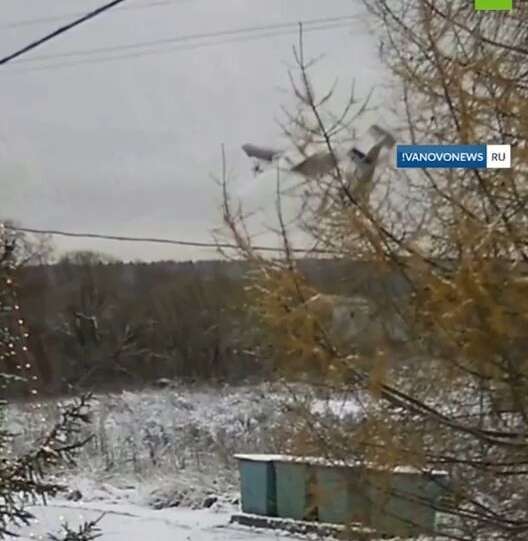 هواپیمای آنتونوف روسی قبل از سقوط روی هوا نصف شد