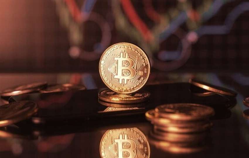 بیت‌کوین عقب‌نشینی کرد