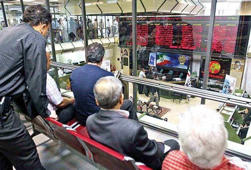 رشد 95 درصدی ارزش معاملات خرد در پاییز و زمستان