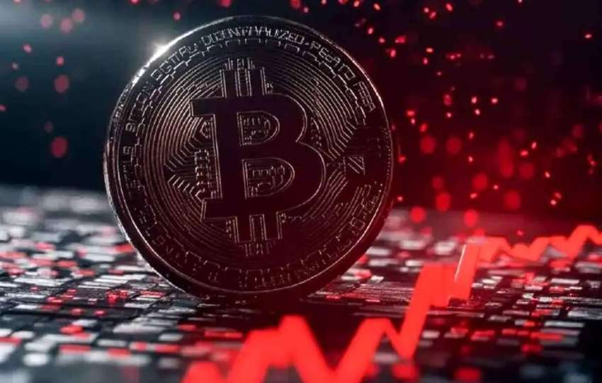 سقوط تاریخی بیت‌کوین / تب ترامپ چه تاثیری داشت؟