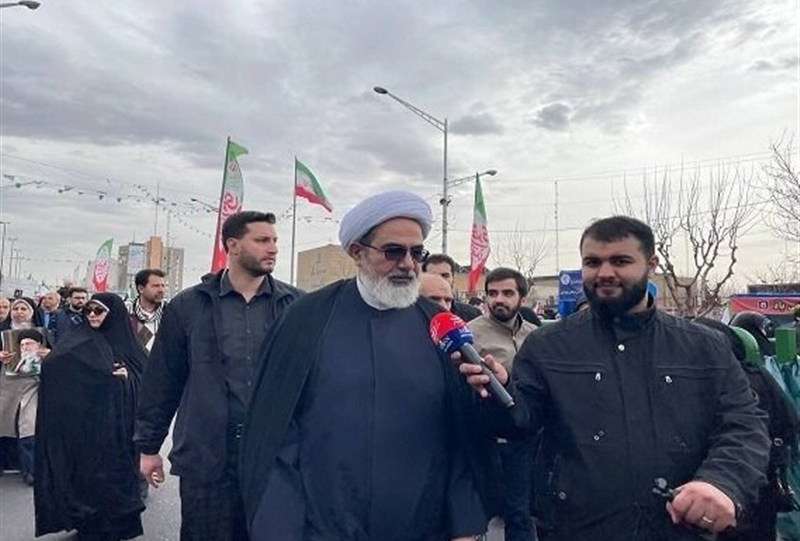 پورخاقان: حضور مردم در 22 بهمن پاسخ به یاوه‌گویی‌های دشمنان است