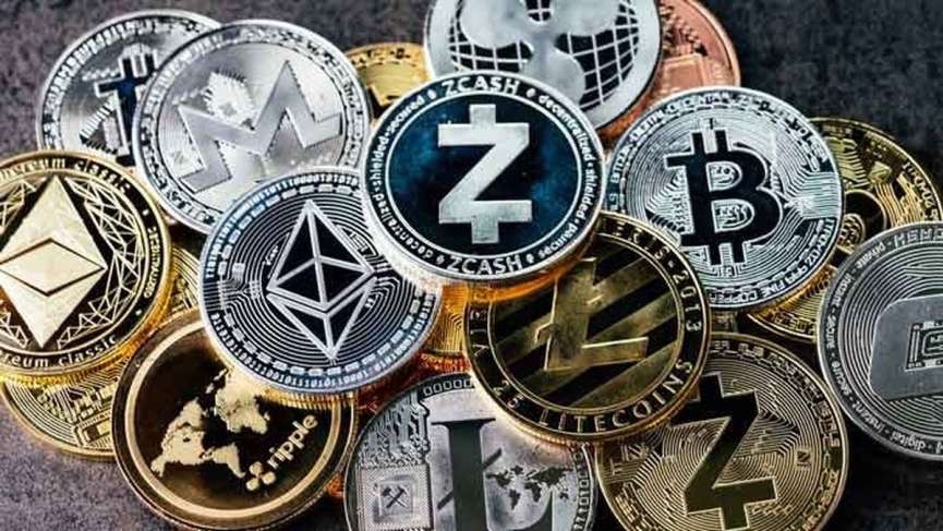 بازار ارزهای دیجیتال در چهارشنبه ۶ اسفند ۱۴۰۴ / بیت‌کوین و اتریوم پیشتاز بازار شدند