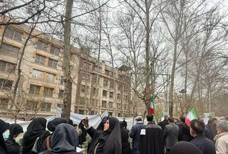 تجمع اعتراضی حقوقدانان ایرانی مقابل دفتر سازمان ملل در تهران