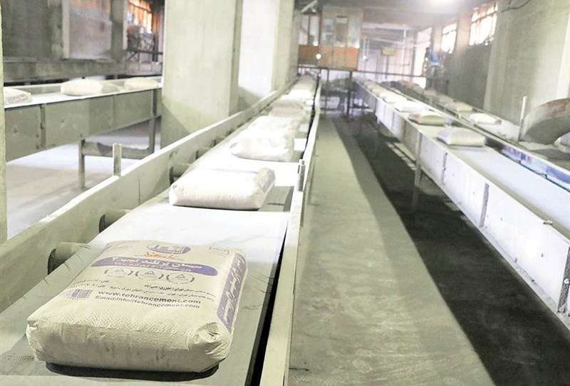 دیروز 1.4 میلیون تن سیمان در بورس کالا معامله شد