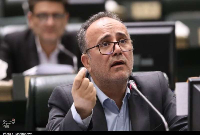 پیشنهاد نماینده مجلس به بورس برای بازسازی فولادی‌ها