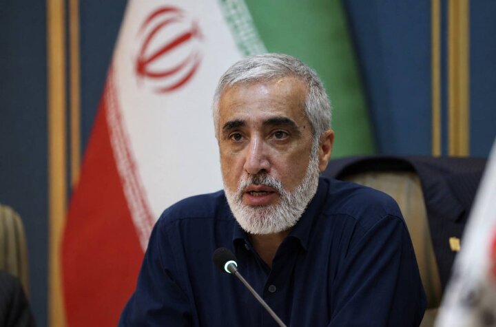 پیرصالحی: در انتقال ارز دارو دچار مشکل هستیم